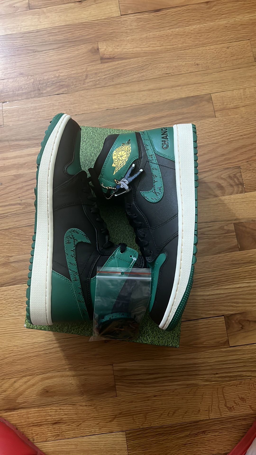 Size 10.5M Eastside Golf X Air Jordan 1 High Golf Shoes