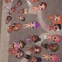 Lol Dolls And Alot Of Accessories 