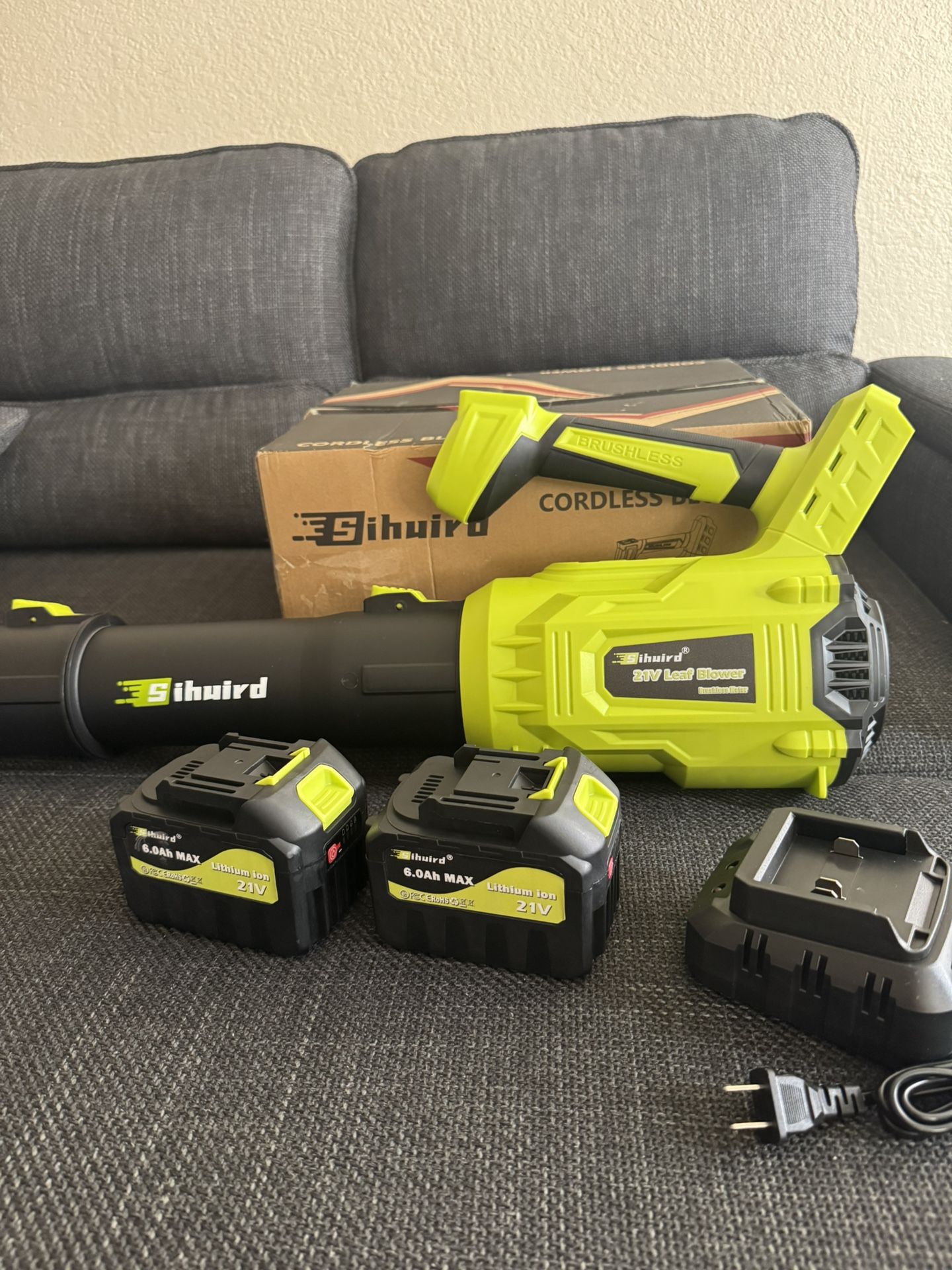 Cordless Leaf Blower, 2 x 21V 6.0Ah Batteries and Charger, with 680 CFM 190 MPH Electric Cordless Leaf Blower, 3 Variable Speeds and Turbo Mode, Blowe