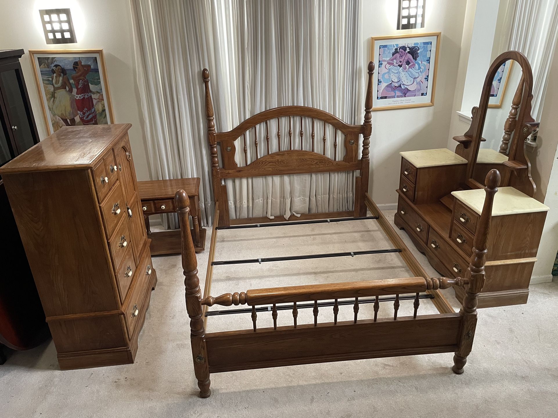 Vintage Vaughan Of Virginia 4pc Queen Four Post Bedroom set