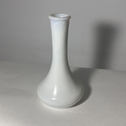 VINTAGE 6" white milk glass flower bud vase with 3" wide base marked 4061 10