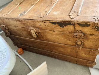 Antique Cedar Hope Chest