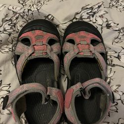 Keen Sandals Kids Size 13