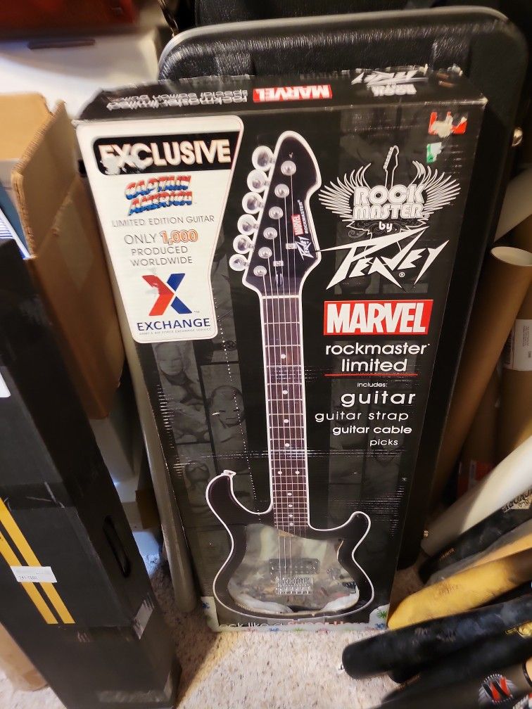 MARVEL Guitar (PEVEY) CAPTAIN AMERICA!