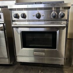Wolf 30”Wide Gas Range Stove In Stainless Steel 