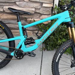 2019 teal Santa Cruz Bronson mountain bike