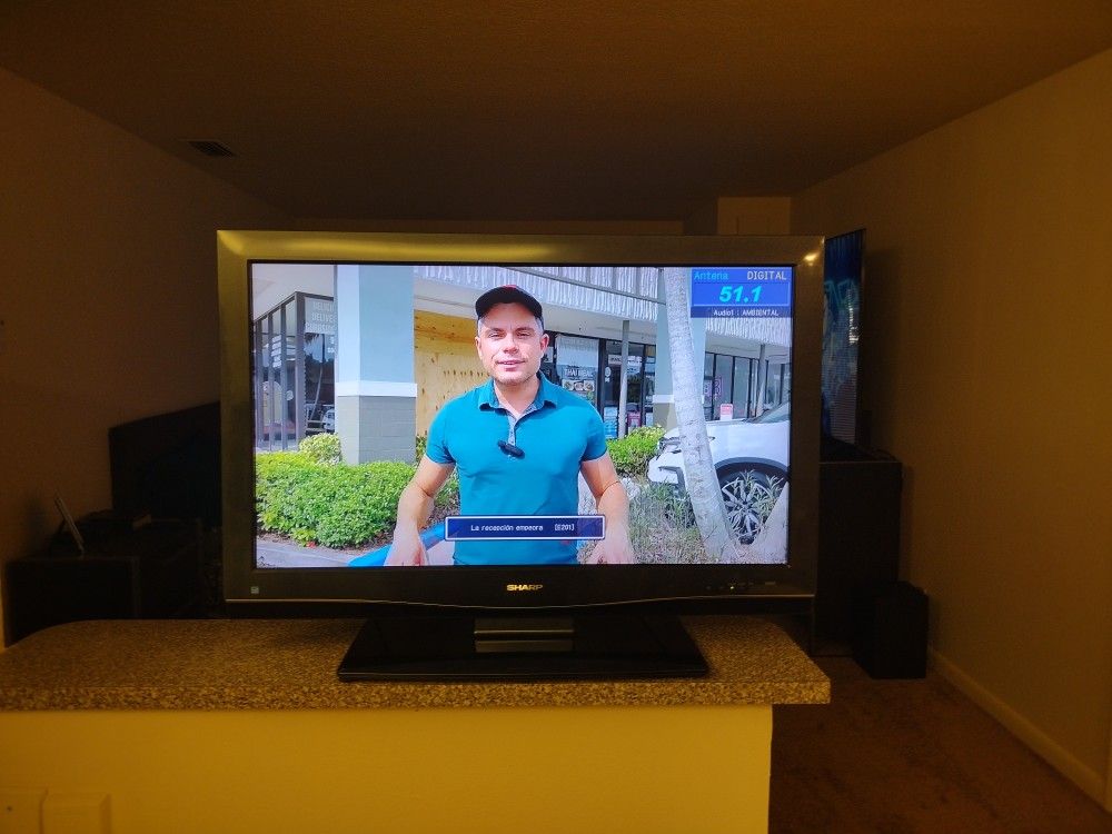 Tv LCD Sharp 37 Inch
