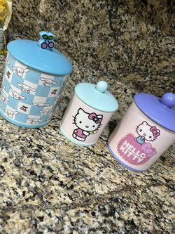 Hello Kitty Containers