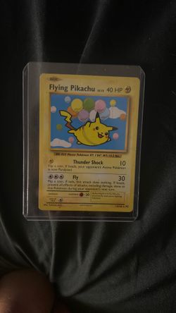 Flying Pikachu POKEMON TCG CARD Evolutions 2016 Pokémon