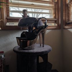 Elle Black And Gold Platform Heels 