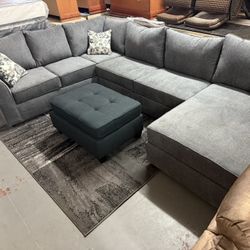 LARGE SECTIONAL SOFAS 