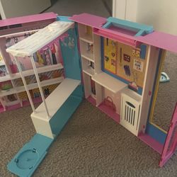 Barbie Large Wardrobe