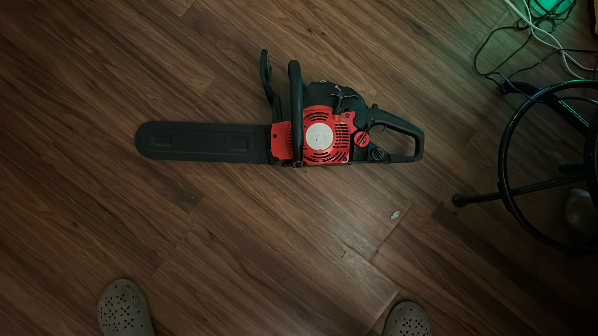 CRAFTSMAN S145 42-cc 2-cycle 14-in Gas Chainsaw