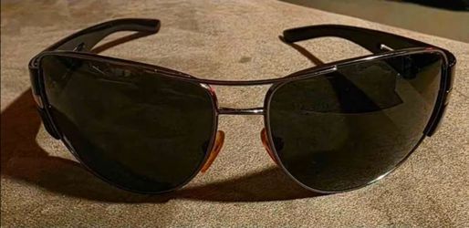 Vintage Y2K Prada SPR 69H Shield Sunglasses - Gunmetal & Black