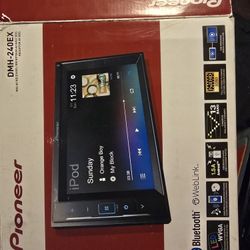 Dodge Caravan Pioneer Double Din 