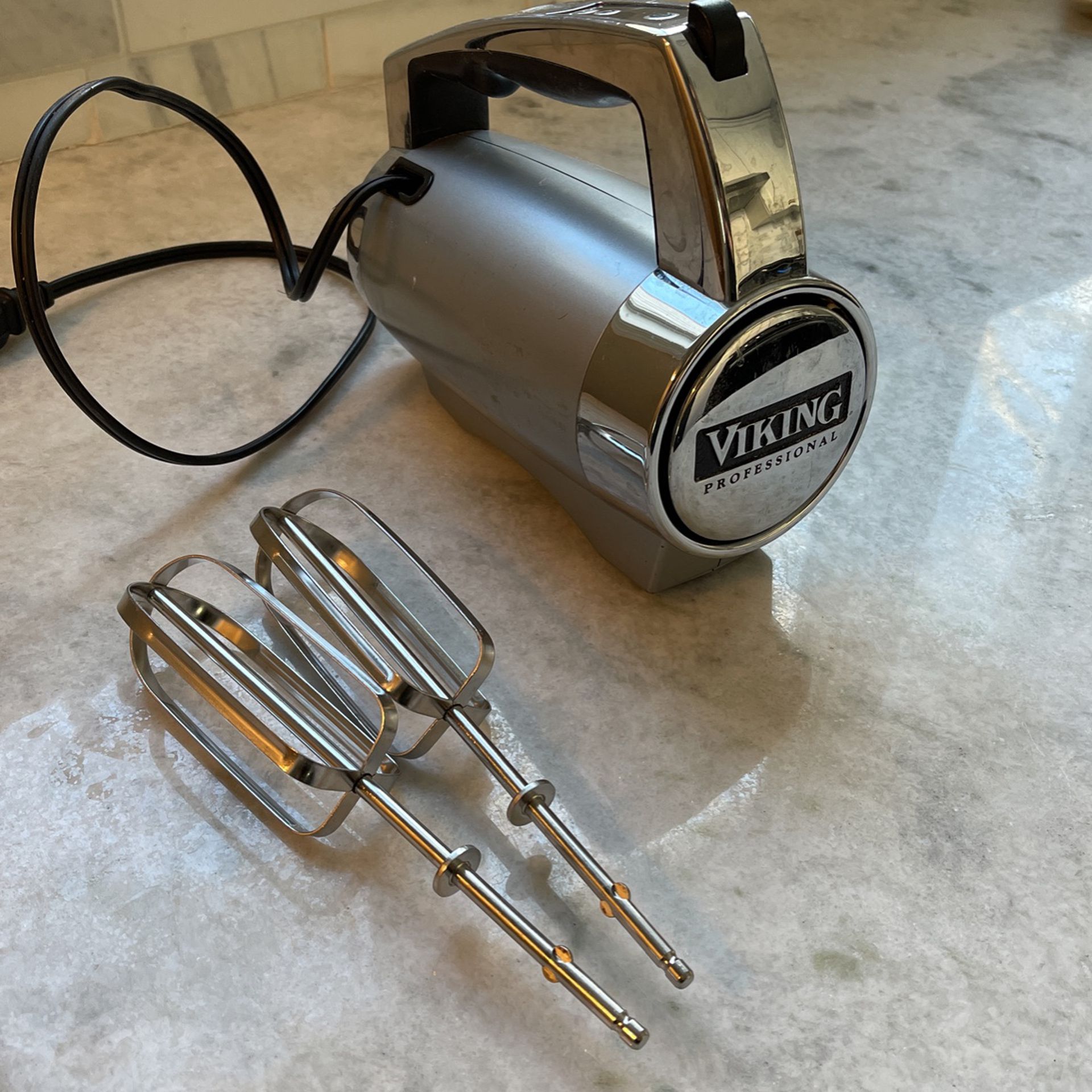 KitchenAid Ultra Power 5-Speed Hand Mixer for Sale in Queens, NY - OfferUp