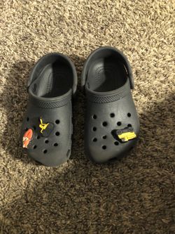 Crocs toddler size 8