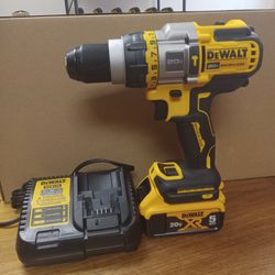 Dewalt Flex Advantage 3 Speed Hammer Drill With 5.0ah Battery And Charger