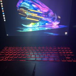 Gaming Laptop (READ DESCRIPTION)