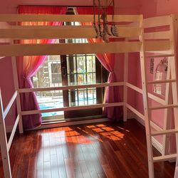 White bunkbed great condition