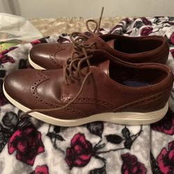 Men’s Cole Haan shoe’s leather sz 9.5