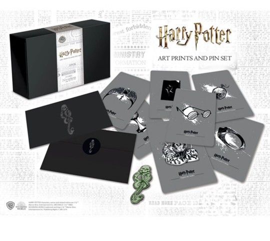 Harry Potter Dark Arts Pin Badge GITD & Art Cards Box Set