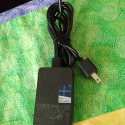 POWER SUPPY ADAPTER FOR MICROSOFT SURFACE PRO  12V - 2.58A 