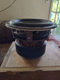 1800 Watt 8 Inch Subwoofer With Custom Box