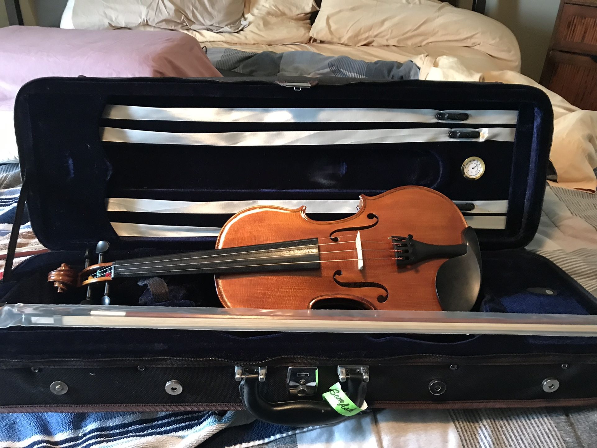 Full Size Violin With Case