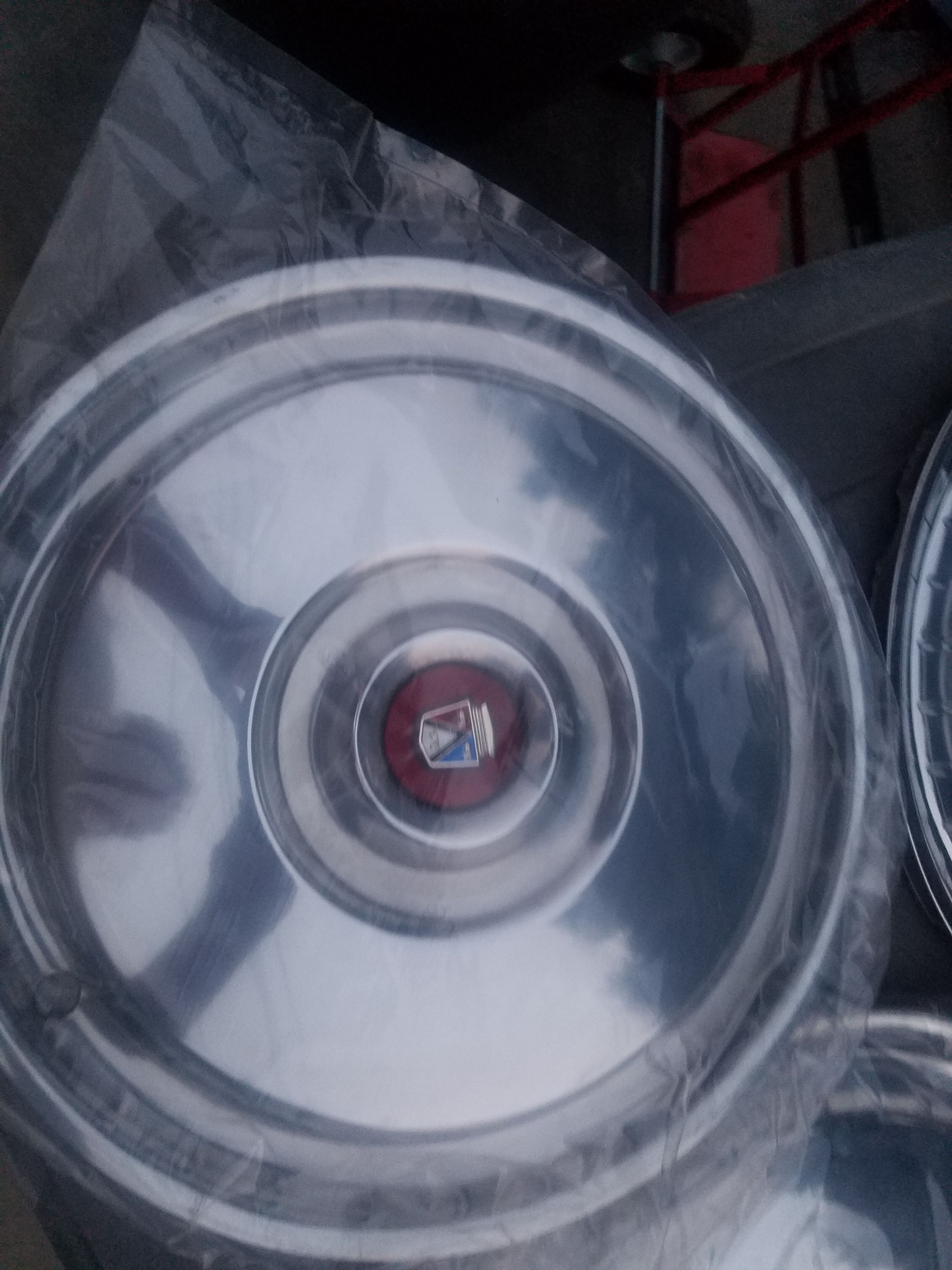 1955 crown Victoria hubcaps wheel covers