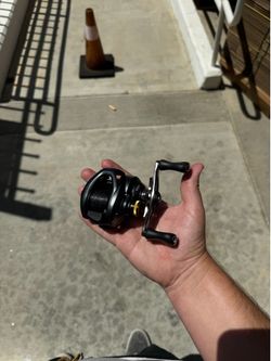 Fishing reel