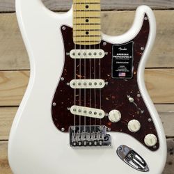 Fender American Professional II Stratocaster Electric Guitar Olympic White w/ Case & Maple Fretboard