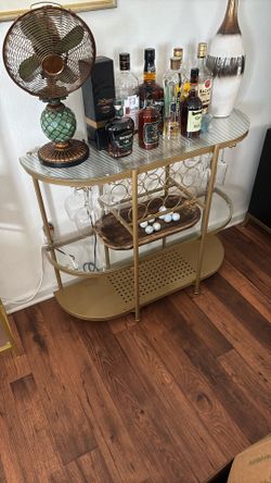 Metal Wine And Bar Stand With Glass Shelves