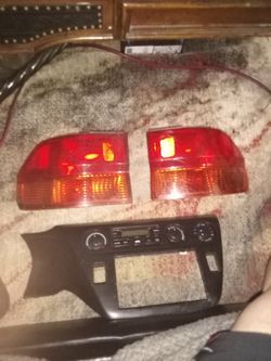 Tail Lights And Climate Control For 2000-2002 Honda Odyssey