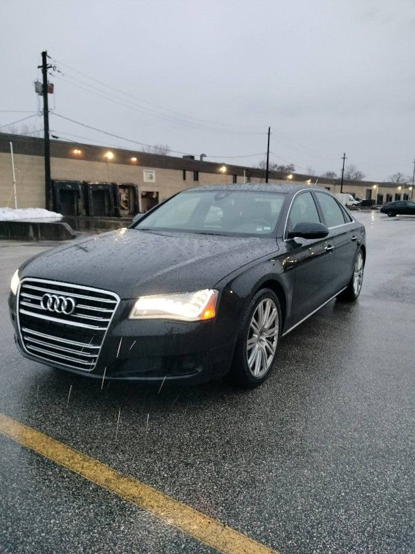 Audi A8 2014