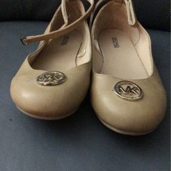Michael Kors Flats Size 5 Like New 