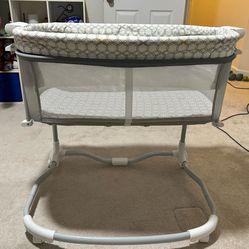 Free Bassinet