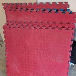 8qty-40"x40" Puzzle Mats