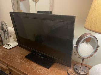 Sharp Aquos 32 Inch TV