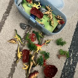 Dinosaur Toy Box 