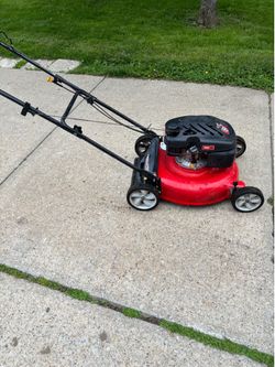 Yard machine push lawn mower