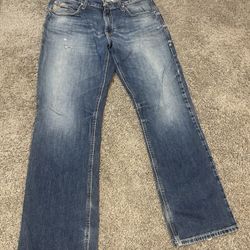Jeans Para Hombre ARIAT $15 Talla 34x32