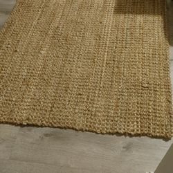 4x6. JUTE RUG