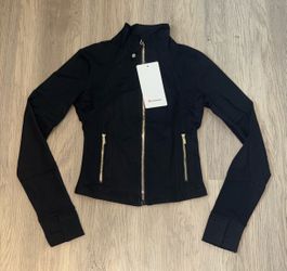 Lululemon size 4 full set