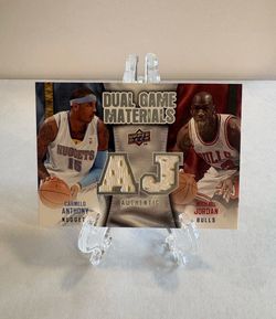 2009-10 Upper Deck - Dual Game Materials Michael Jordan, Carmelo Anthony #DG-NK