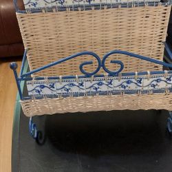 Country Kitchen Style Magazine Rack