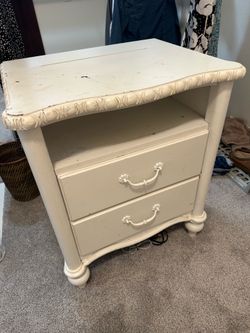 University Bellamy Nightstand