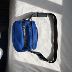 Tamrac Compact Camera Shoulder Bag – Blue