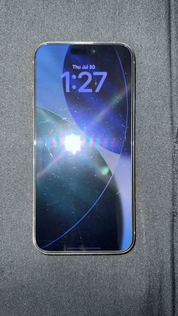 iPhone 15 Pro Max 256GB (UNLOCKED)