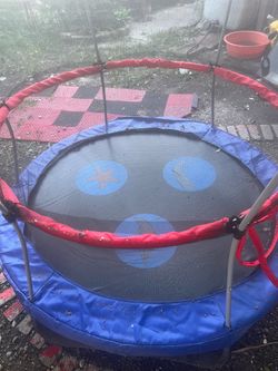 Kids trampoline